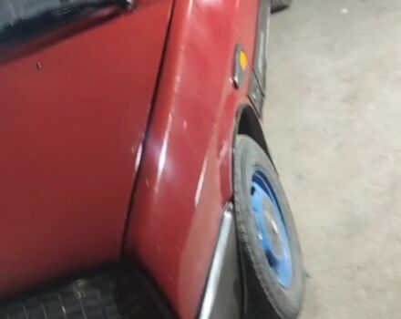 Красный ВАЗ 2109, объемом двигателя 1.3 л и пробегом 300 тыс. км за 1098 $, фото 2 на Automoto.ua