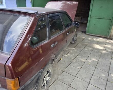 Красный ВАЗ 2109, объемом двигателя 1 л и пробегом 192 тыс. км за 720 $, фото 2 на Automoto.ua