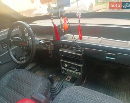 Красный ВАЗ 2109, объемом двигателя 1.3 л и пробегом 230 тыс. км за 1100 $, фото 3 на Automoto.ua