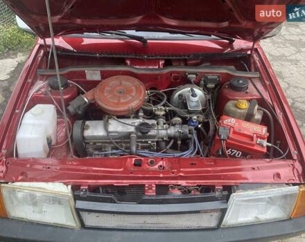 ВАЗ 2109 1988 в Кропивницком (Кировограде) на Automoto.ua Красный ВАЗ 2109, объемом двигателя 1.3 л и пробегом 110 тыс. км за 2100 $, фото 1 на Automoto.ua