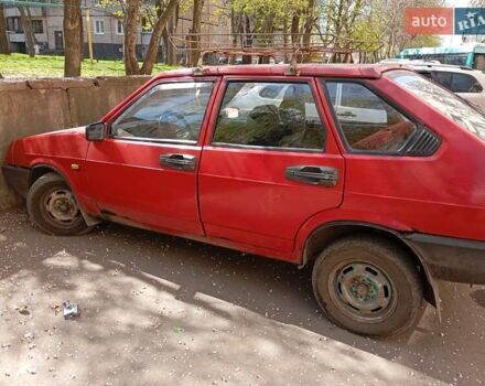 Красный ВАЗ 2109, объемом двигателя 1.3 л и пробегом 200 тыс. км за 1200 $, фото 2 на Automoto.ua