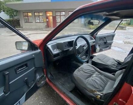 ВАЗ 2109 1989 в Кропивницком (Кировограде) на Automoto.ua Красный ВАЗ 2109, объемом двигателя 1.5 л и пробегом 300 тыс. км за 559 $, фото 8 на Automoto.ua