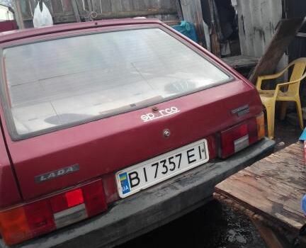 Красный ВАЗ 2109, объемом двигателя 1.3 л и пробегом 250 тыс. км за 800 $, фото 4 на Automoto.ua