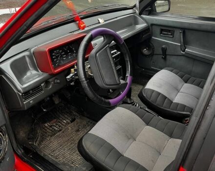 Красный ВАЗ 2109, объемом двигателя 1.5 л и пробегом 663 тыс. км за 945 $, фото 5 на Automoto.ua