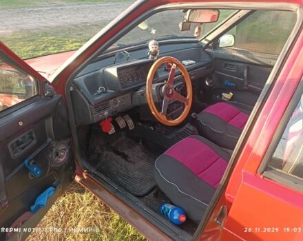 Красный ВАЗ 2109, объемом двигателя 1.5 л и пробегом 190 тыс. км за 827 $, фото 1 на Automoto.ua
