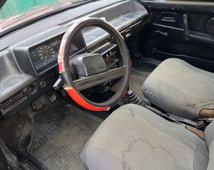 Красный ВАЗ 2109, объемом двигателя 1.5 л и пробегом 50 тыс. км за 700 $, фото 2 на Automoto.ua