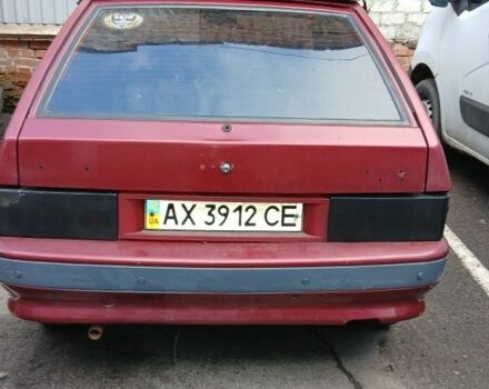 Красный ВАЗ 2109, объемом двигателя 1 л и пробегом 310 тыс. км за 950 $, фото 1 на Automoto.ua