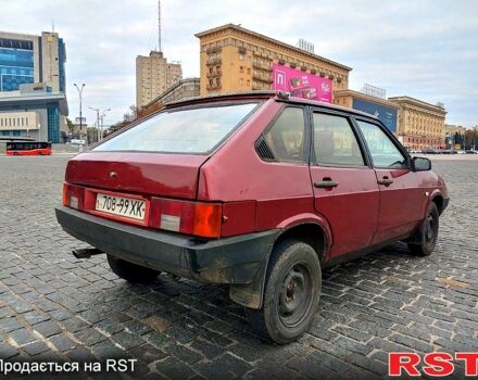 Красный ВАЗ 2109, объемом двигателя 1.5 л и пробегом 215 тыс. км за 1000 $, фото 3 на Automoto.ua