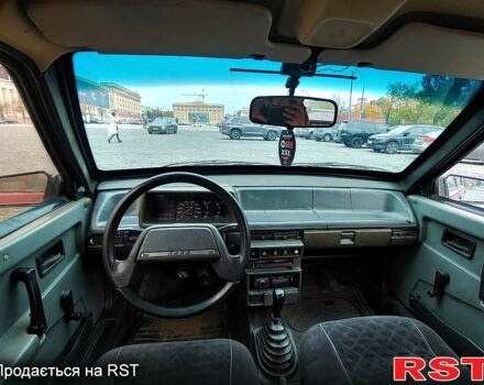 Красный ВАЗ 2109, объемом двигателя 1.5 л и пробегом 215 тыс. км за 1000 $, фото 7 на Automoto.ua