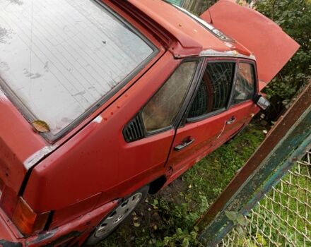 Красный ВАЗ 2109, объемом двигателя 1.5 л и пробегом 300 тыс. км за 363 $, фото 2 на Automoto.ua