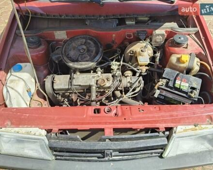 Красный ВАЗ 2109, объемом двигателя 1.3 л и пробегом 200 тыс. км за 1200 $, фото 4 на Automoto.ua