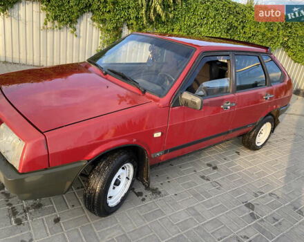 Красный ВАЗ 2109, объемом двигателя 1.5 л и пробегом 274 тыс. км за 815 $, фото 3 на Automoto.ua