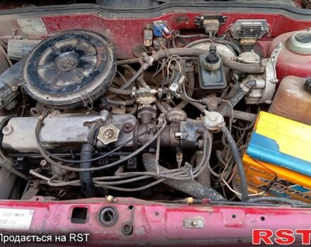 Красный ВАЗ 2109, объемом двигателя 1.5 л и пробегом 150 тыс. км за 900 $, фото 1 на Automoto.ua