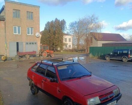 Красный ВАЗ 2109, объемом двигателя 1.3 л и пробегом 70 тыс. км за 450 $, фото 4 на Automoto.ua