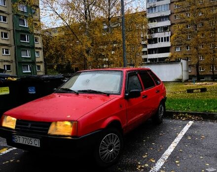 Красный ВАЗ 2109, объемом двигателя 1.3 л и пробегом 220 тыс. км за 2000 $, фото 1 на Automoto.ua