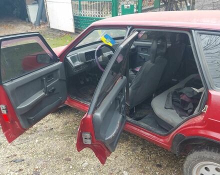 Красный ВАЗ 2109, объемом двигателя 1.3 л и пробегом 400 тыс. км за 1100 $, фото 4 на Automoto.ua