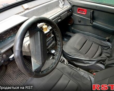 Красный ВАЗ 2109, объемом двигателя 1.5 л и пробегом 150 тыс. км за 900 $, фото 2 на Automoto.ua