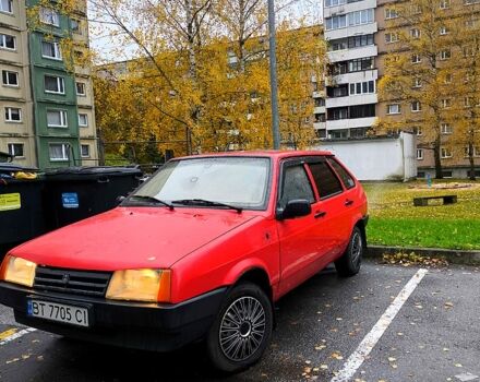 Красный ВАЗ 2109, объемом двигателя 1.3 л и пробегом 220 тыс. км за 2000 $, фото 3 на Automoto.ua