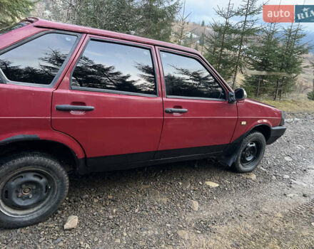 Красный ВАЗ 2109, объемом двигателя 1.5 л и пробегом 200 тыс. км за 550 $, фото 5 на Automoto.ua