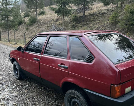 Красный ВАЗ 2109, объемом двигателя 1.5 л и пробегом 200 тыс. км за 550 $, фото 2 на Automoto.ua