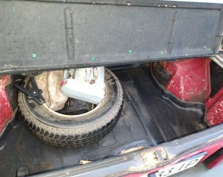 Красный ВАЗ 2109, объемом двигателя 1.5 л и пробегом 186 тыс. км за 1183 $, фото 4 на Automoto.ua