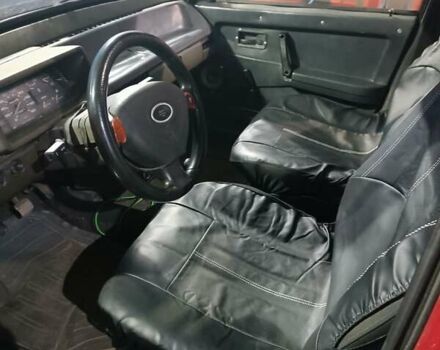 Красный ВАЗ 2109, объемом двигателя 1.3 л и пробегом 243 тыс. км за 750 $, фото 3 на Automoto.ua