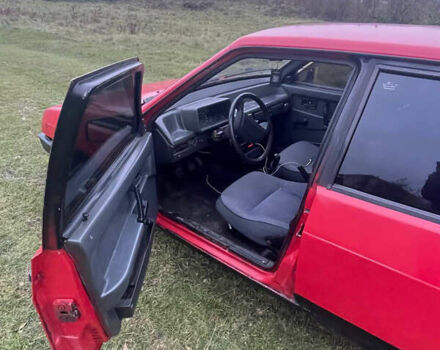 Красный ВАЗ 2109, объемом двигателя 1.3 л и пробегом 300 тыс. км за 1000 $, фото 8 на Automoto.ua