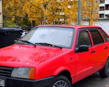 Красный ВАЗ 2109, объемом двигателя 1.3 л и пробегом 220 тыс. км за 2000 $, фото 2 на Automoto.ua