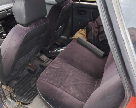 Красный ВАЗ 2109, объемом двигателя 1.3 л и пробегом 130 тыс. км за 757 $, фото 4 на Automoto.ua