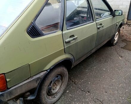 ВАЗ 2109 1991 в Черкассах на Automoto.ua Красный ВАЗ 2109, объемом двигателя 1.6 л и пробегом 154 тыс. км за 500 $, фото 3 на Automoto.ua