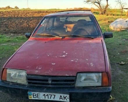 Красный ВАЗ 2109, объемом двигателя 1.5 л и пробегом 199 тыс. км за 999 $, фото 2 на Automoto.ua