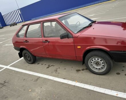 Красный ВАЗ 2109, объемом двигателя 1.5 л и пробегом 1000 тыс. км за 1072 $, фото 2 на Automoto.ua