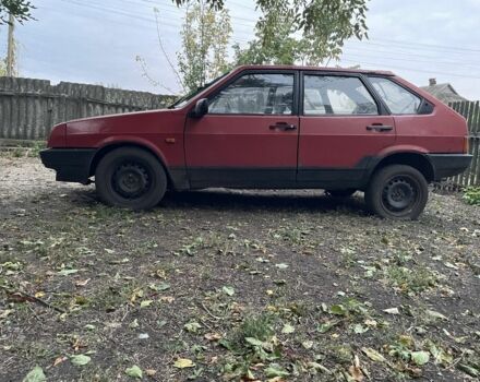 Красный ВАЗ 2109, объемом двигателя 1.5 л и пробегом 333 тыс. км за 350 $, фото 3 на Automoto.ua