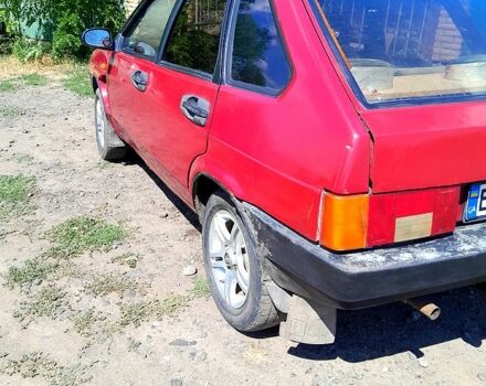Красный ВАЗ 2109, объемом двигателя 1.5 л и пробегом 200 тыс. км за 900 $, фото 4 на Automoto.ua
