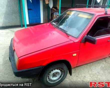 Красный ВАЗ 2109, объемом двигателя 1.3 л и пробегом 205 тыс. км за 1010 $, фото 1 на Automoto.ua
