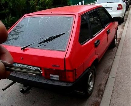 Красный ВАЗ 2109, объемом двигателя 1.5 л и пробегом 0 тыс. км за 1470 $, фото 3 на Automoto.ua