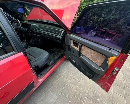 Красный ВАЗ 2109, объемом двигателя 1.5 л и пробегом 380 тыс. км за 1550 $, фото 5 на Automoto.ua