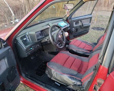 Красный ВАЗ 2109, объемом двигателя 1.1 л и пробегом 74 тыс. км за 1600 $, фото 4 на Automoto.ua