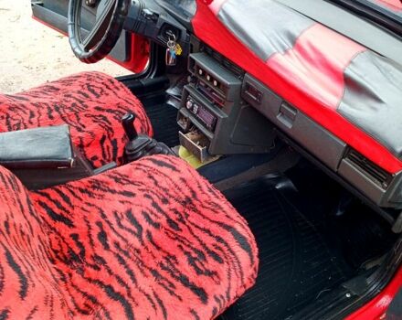 ВАЗ 2109 1992 у Вінниці на Automoto.ua Червоний ВАЗ 2109, об'ємом двигуна 1.5 л та пробігом 0 тис. км за 1000 $, фото 5 на Automoto.ua
