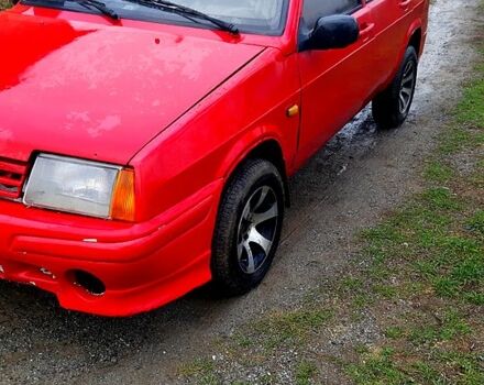 Красный ВАЗ 2109, объемом двигателя 15 л и пробегом 0 тыс. км за 1000 $, фото 2 на Automoto.ua