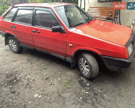 ВАЗ 2109 1992 в Черновцах на Automoto.ua Красный ВАЗ 2109, объемом двигателя 1.5 л и пробегом 175 тыс. км за 1200 $, фото 1 на Automoto.ua