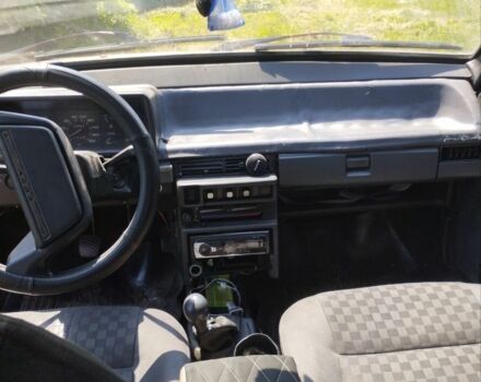 Красный ВАЗ 2109, объемом двигателя 1.5 л и пробегом 1 тыс. км за 716 $, фото 5 на Automoto.ua