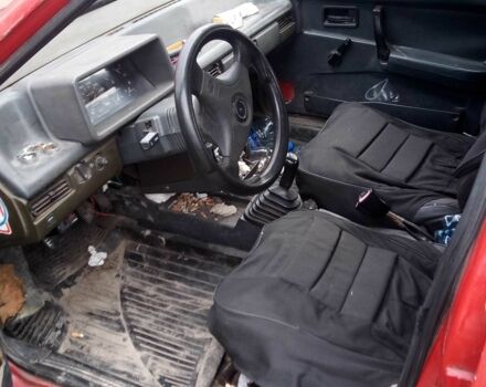 Красный ВАЗ 2109, объемом двигателя 1.3 л и пробегом 2 тыс. км за 360 $, фото 1 на Automoto.ua