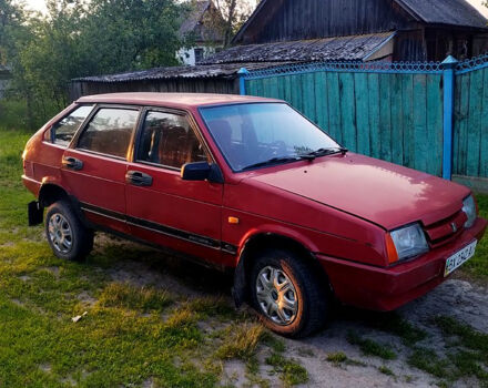Красный ВАЗ 2109, объемом двигателя 1.5 л и пробегом 100 тыс. км за 1000 $, фото 3 на Automoto.ua