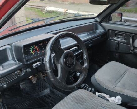 Красный ВАЗ 2109, объемом двигателя 1.3 л и пробегом 60 тыс. км за 1074 $, фото 4 на Automoto.ua