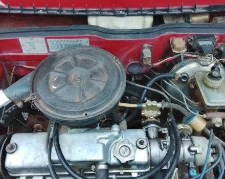 ВАЗ 2109 1992 в Борисполе на Automoto.ua Красный ВАЗ 2109, объемом двигателя 1.5 л и пробегом 140 тыс. км за 864 $, фото 6 на Automoto.ua