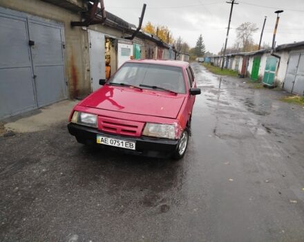 Красный ВАЗ 2109, объемом двигателя 1.3 л и пробегом 2 тыс. км за 902 $, фото 4 на Automoto.ua