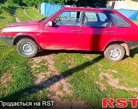 Красный ВАЗ 2109, объемом двигателя 1.5 л и пробегом 200 тыс. км за 800 $, фото 1 на Automoto.ua