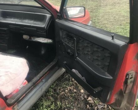 Красный ВАЗ 2109, объемом двигателя 1.5 л и пробегом 111 тыс. км за 1000 $, фото 3 на Automoto.ua