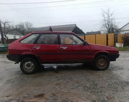 Красный ВАЗ 2109, объемом двигателя 0 л и пробегом 200 тыс. км за 400 $, фото 2 на Automoto.ua